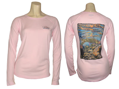 Women's Sun Protective Fishing Shirt Pink Blossom/Freestone Cutthroat Trout